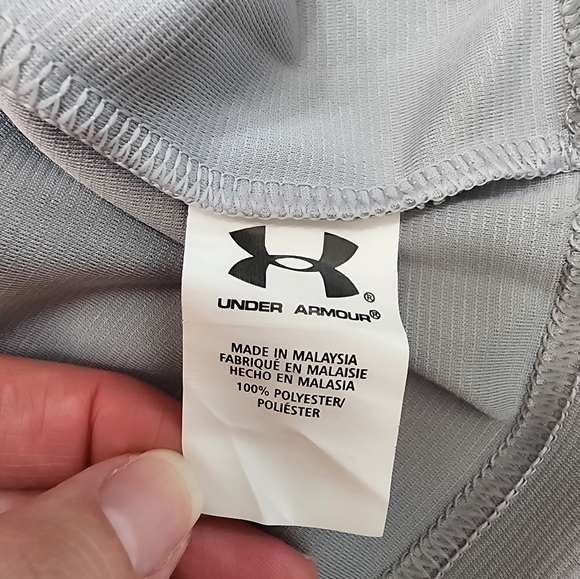 Under Armour Boys Size YL  Gray Loose Heatgear UA Baseball . - Picture 6 of 9